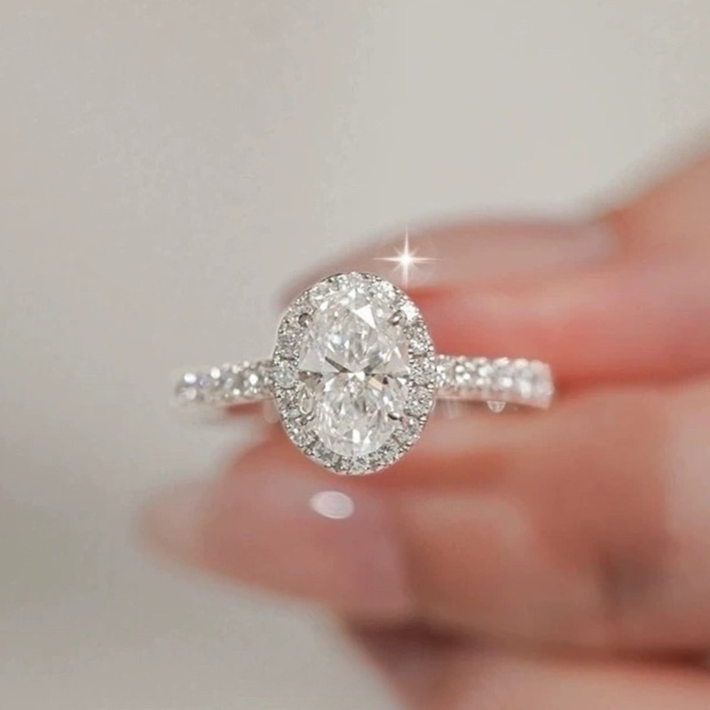 Unisex 925 Silver Moissanite Oval Ring, Fashionable for All Occasions